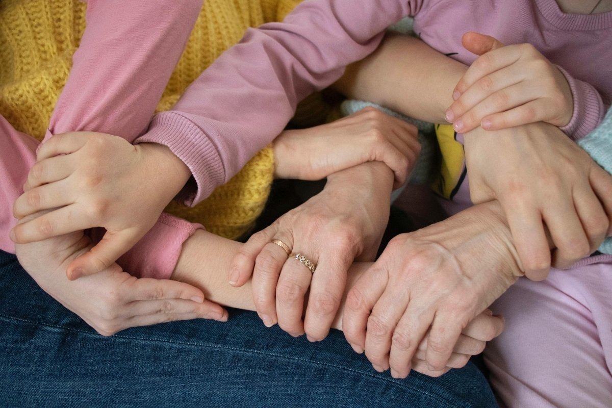 online LGBTQ mental health and identity support for anxiety trauma and identity stress counselling