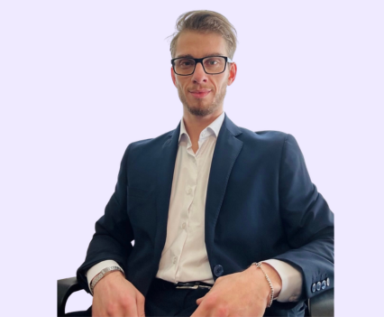 Dr Claudio Ferraioli, Online Italian Psychologist
